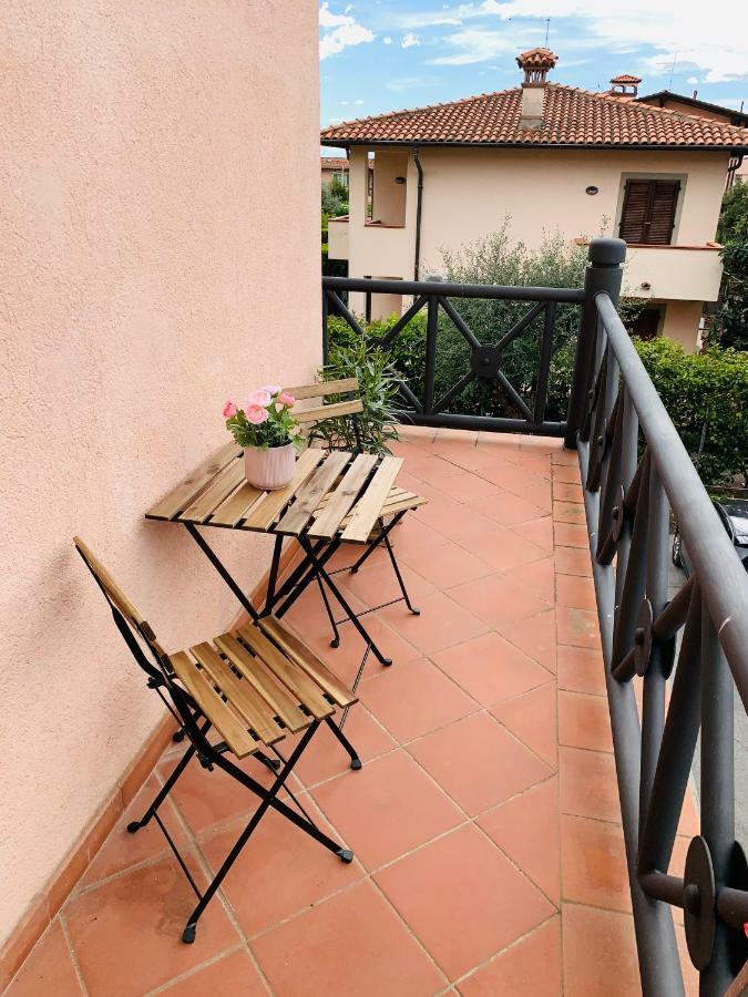 Appartamento Nice Forte Dei Marmi Querceta Bagian luar foto